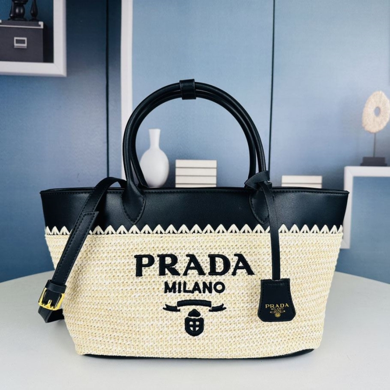 Pra*a shopping bags